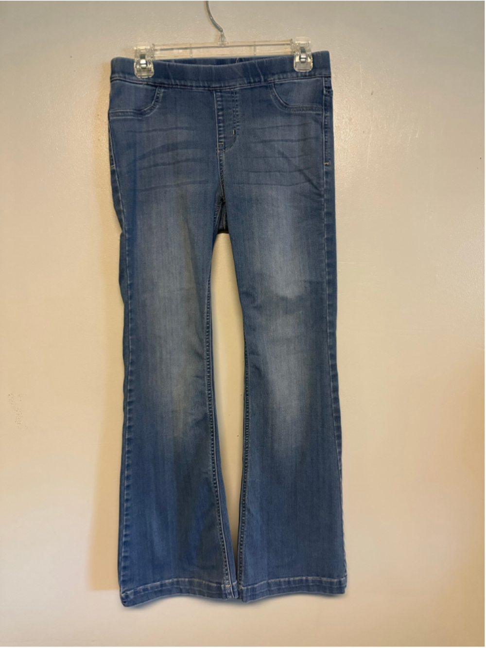 Cello Blue Flare Jeans Pull on Style Size Medium Stretchy Jegging